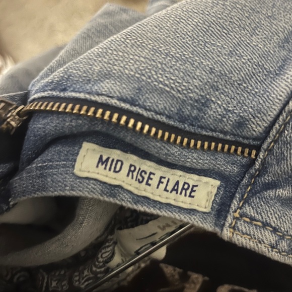 Ariat Mid-Rise Flares - Picture 5 of 5